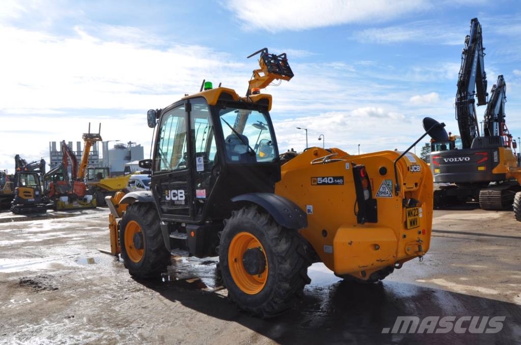 JCB 540-140 Teleskopické manipulátory