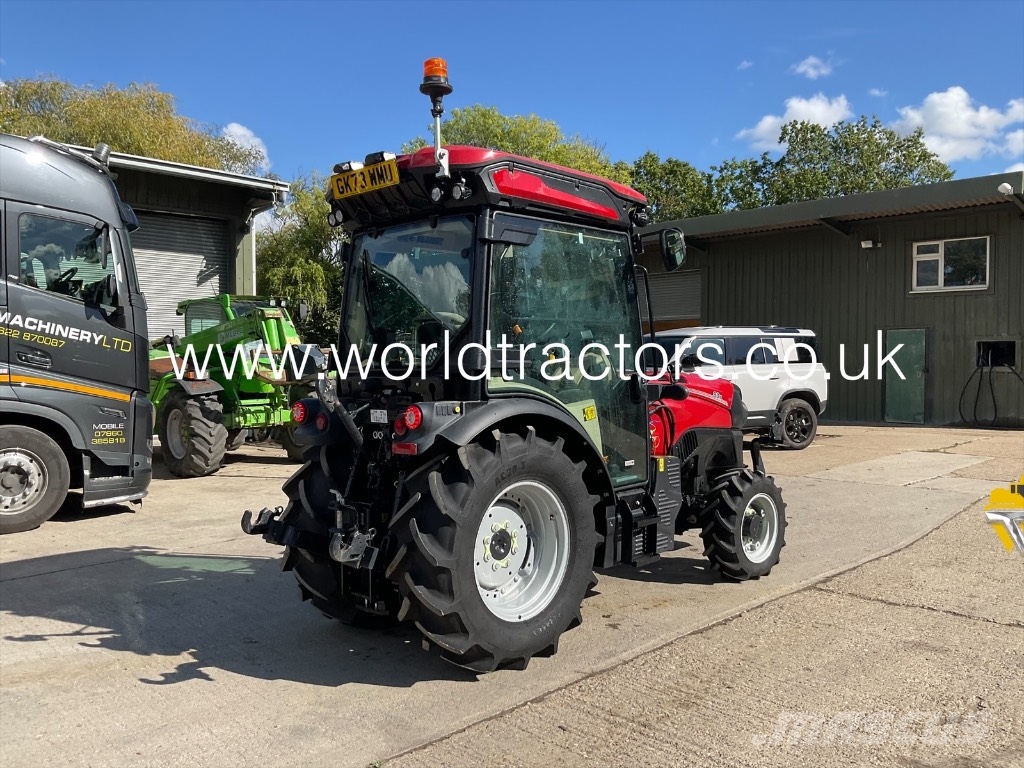 Case IH Quantum 80 N Tractors