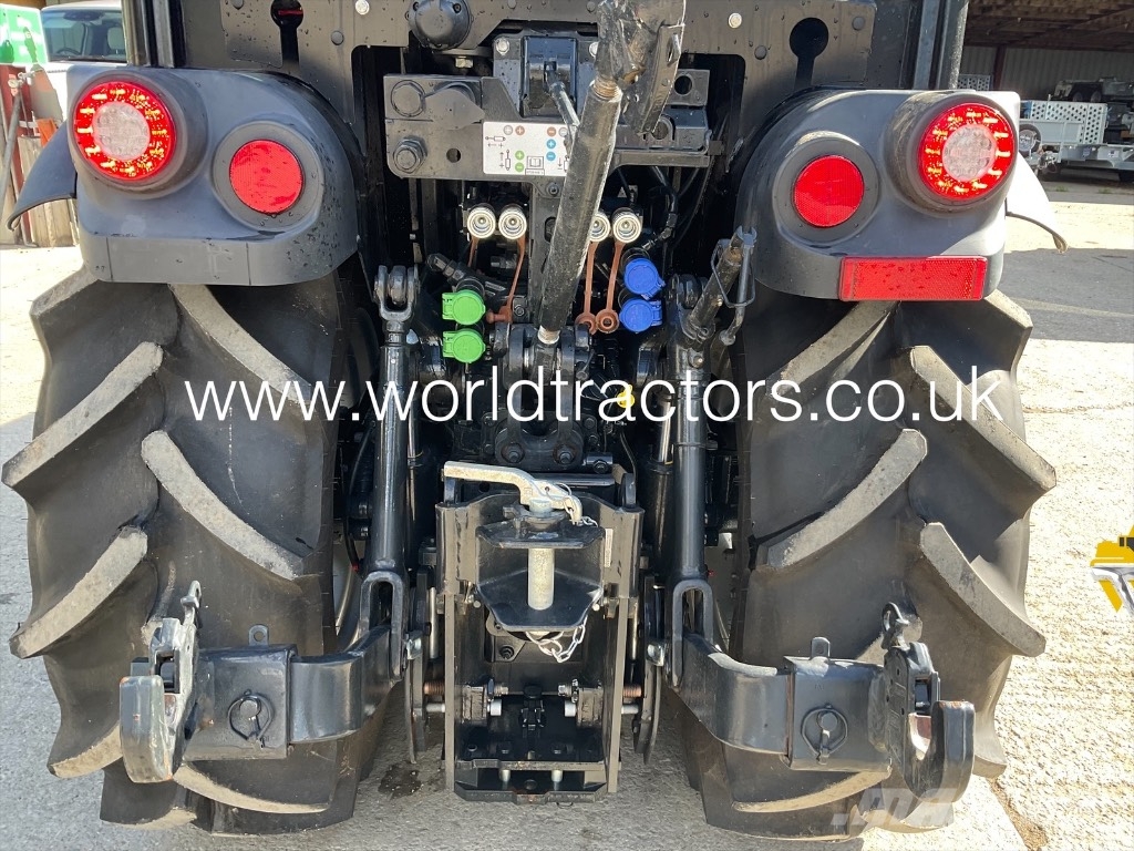 Case IH Quantum 80 N Tractors
