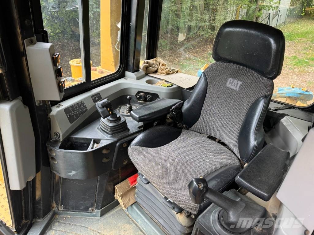 CAT D 6 T XW PAT-Schild, 3 m Transportbreite, Ripper Dozer cingolati