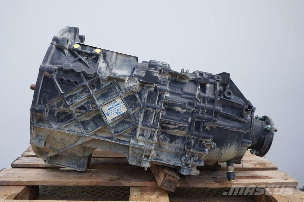 ZF 12AS2130DD TGX 81.32004-6257 Getriebe