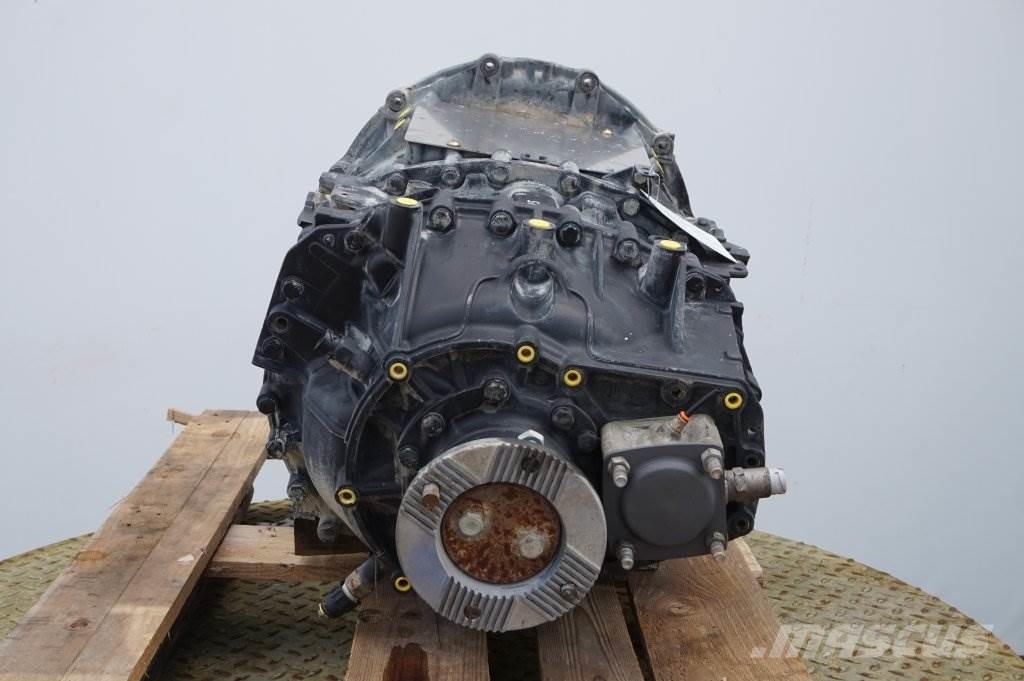 ZF 12AS2130DD TGX 81.32004-6257 Getriebe