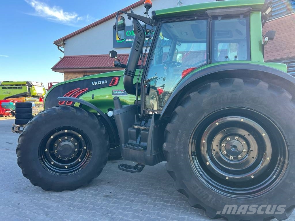 Valtra T 202 D Traktori