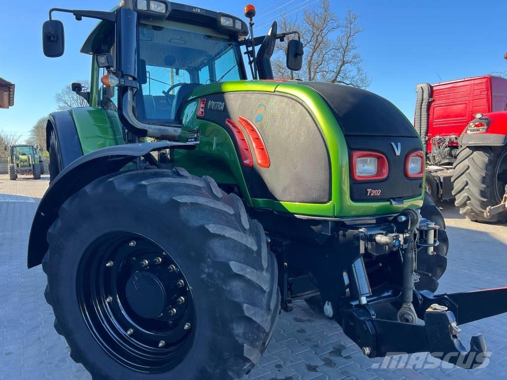 Valtra T 202 D Traktori