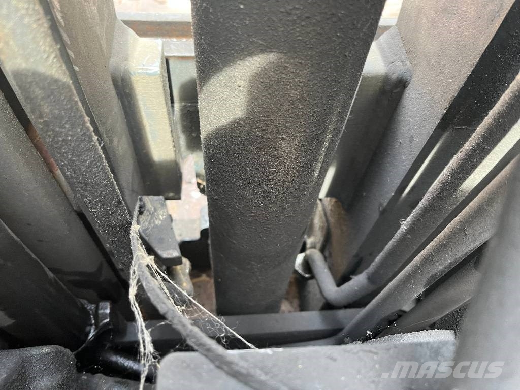 Linde H30T-02 /393/ V-4282 IO Plinski viljuškari