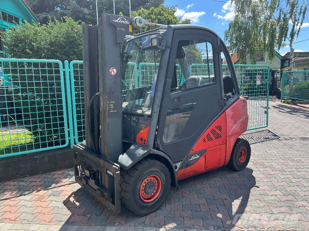 Linde H30T-02 /393/ V-4282 IO Plinski viljuškari
