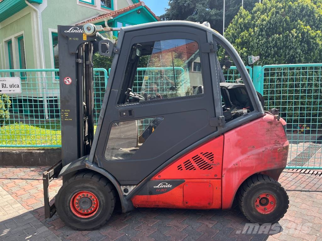 Linde H30T-02 /393/ V-4282 OB Camiones LPG