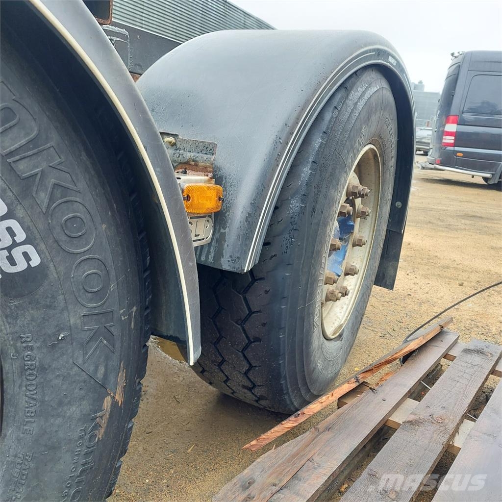 Volvo FH16 Camiones con chasís y cabina