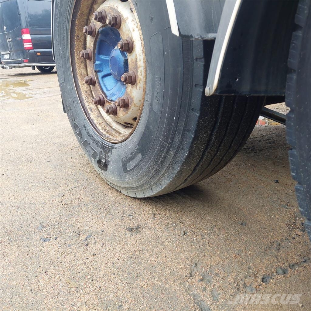 Volvo FH16 Camiones con chasís y cabina