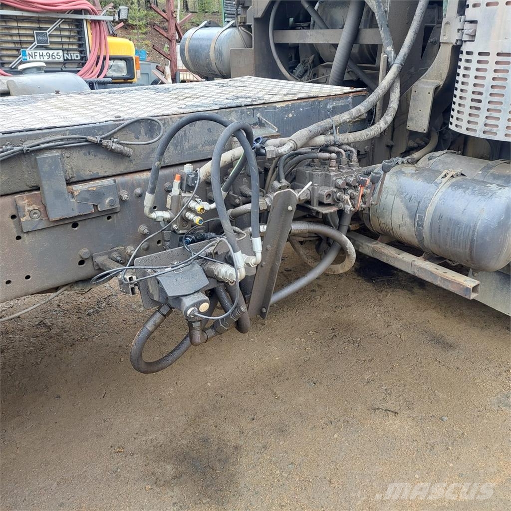 Volvo FH16 Camiones con chasís y cabina