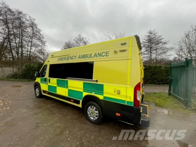 Fiat Ducato A&E Fiat Ducato A&E Vehicle with Stryker Pr Sanitky