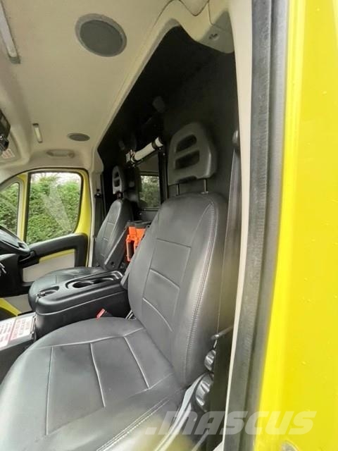 Fiat Ducato A&E Fiat Ducato A&E Vehicle with Stryker Pr Sanitky