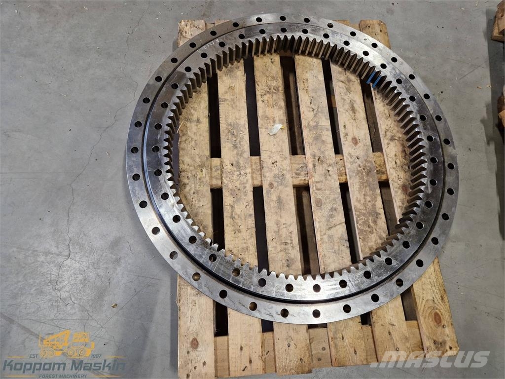 Timberjack / John Deere F121709 Transmission