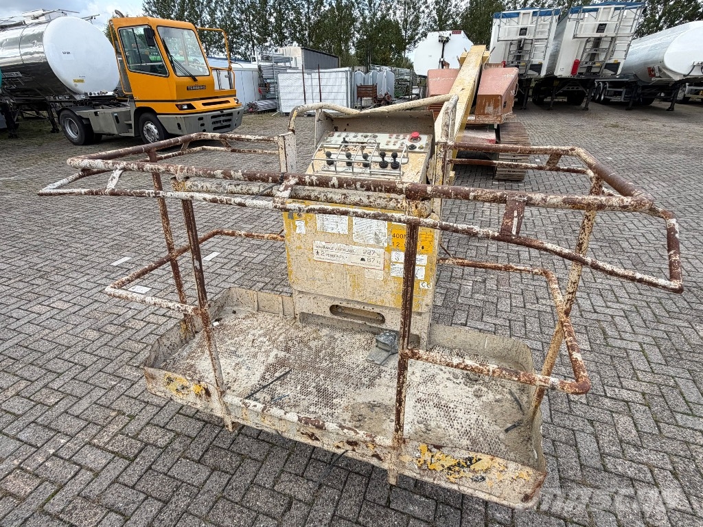 Aichi SR 21 A Telescopic boom lifts