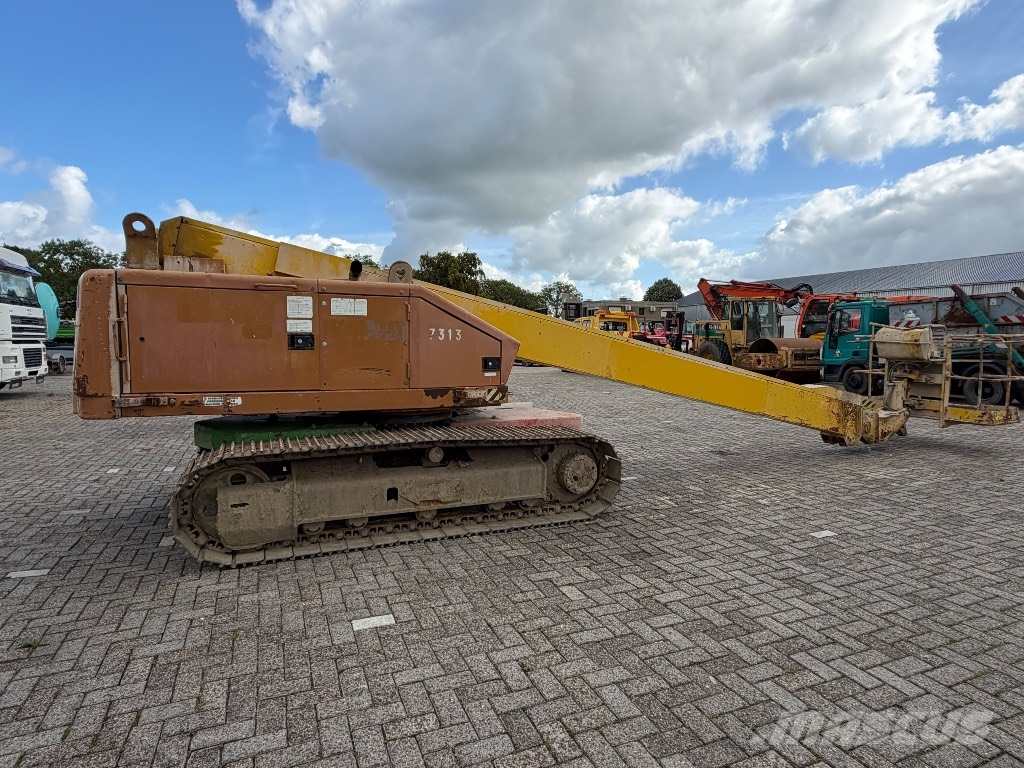 Aichi SR 21 A Telescopic boom lifts