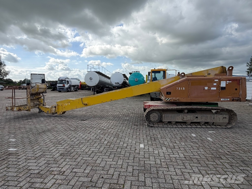 Aichi SR 21 A Telescopic boom lifts
