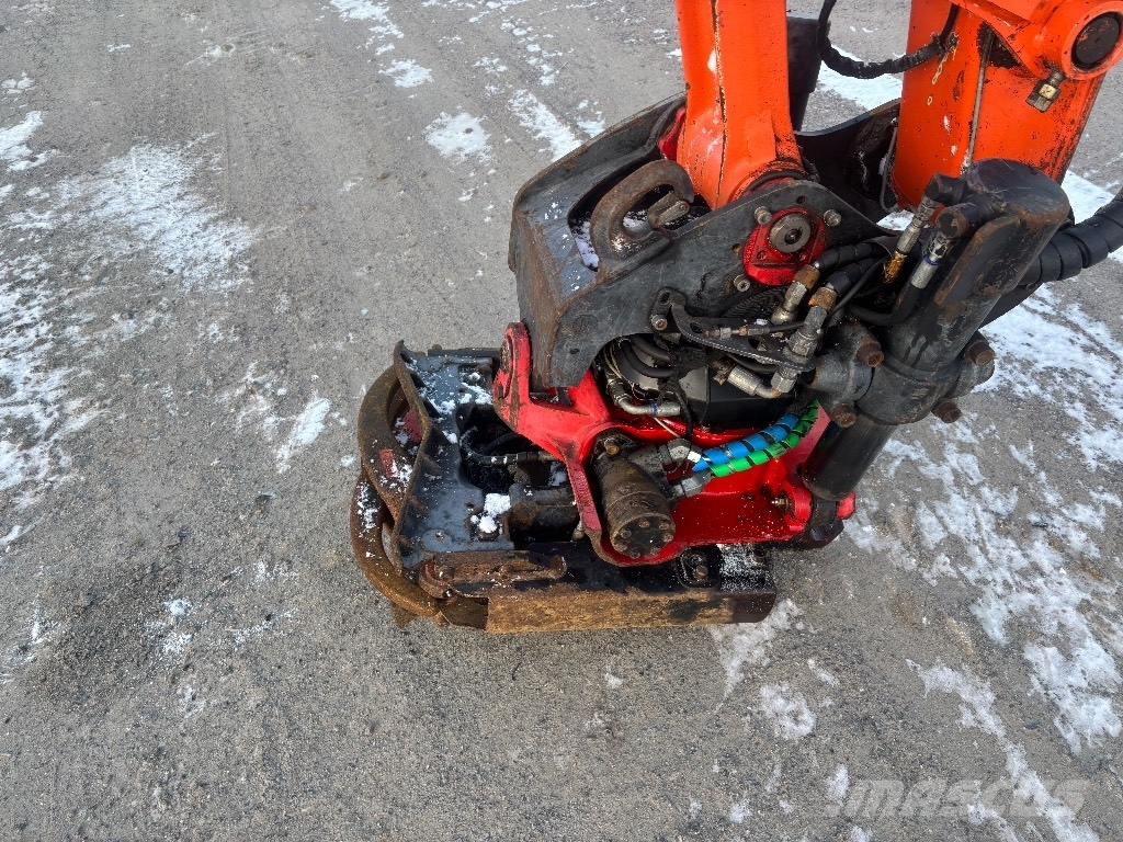 Hitachi ZX 85 US-5 A 中型挖掘机
