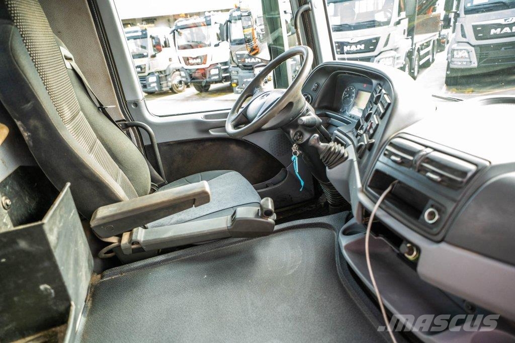 Mercedes-Benz ACTROS 3236 K - MP3 شاحنات قلابة