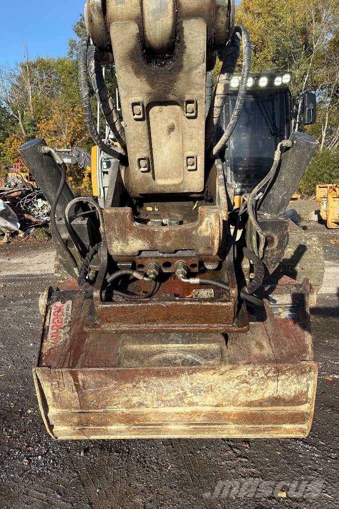 Liebherr R 926 LC, Endast 4322H Raupenbagger