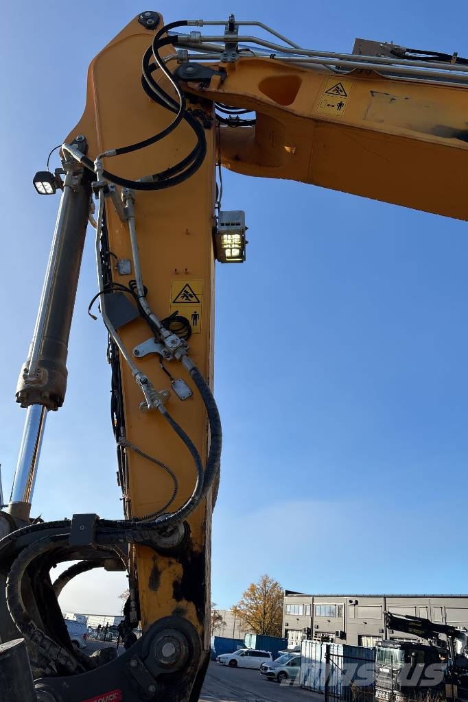 Liebherr R 926 LC, Endast 4322H Raupenbagger