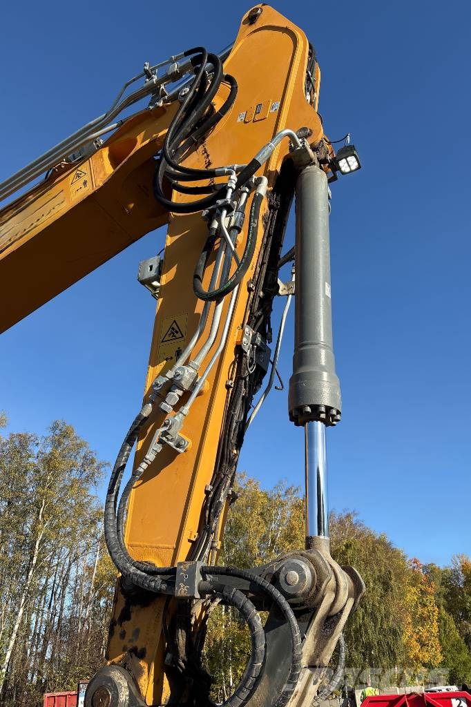 Liebherr R 926 LC, Endast 4322H Raupenbagger