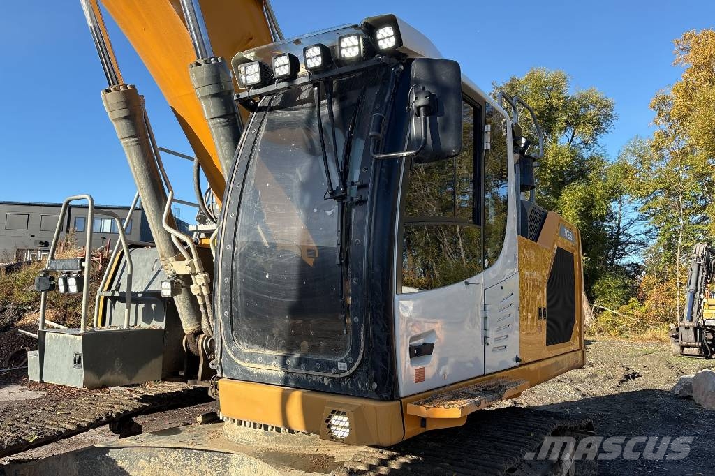 Liebherr R 926 LC, Endast 4322H Raupenbagger