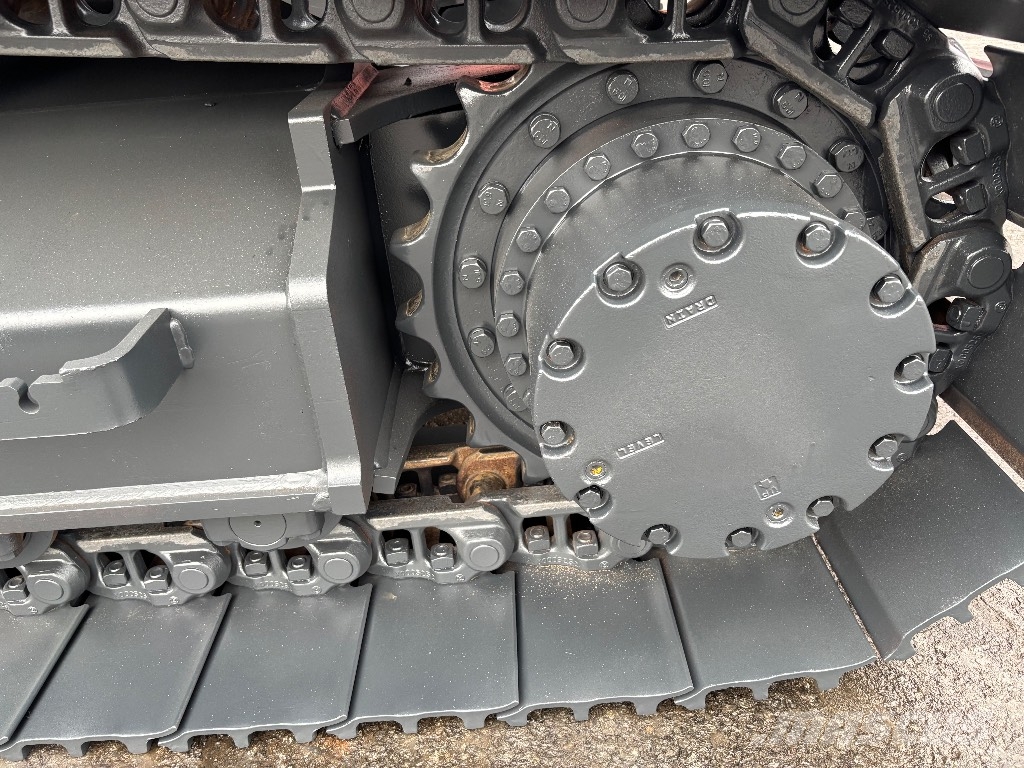 Hitachi ZX 180 LC / Pienet tunnit, Stage V Gravemaskiner på larvebånd