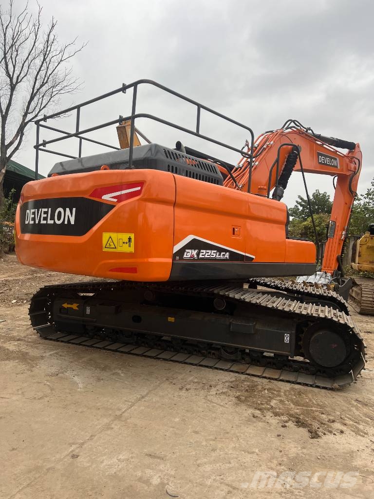 Doosan DX225 28th Anniversary Promotion Price Bageri gusjeničari