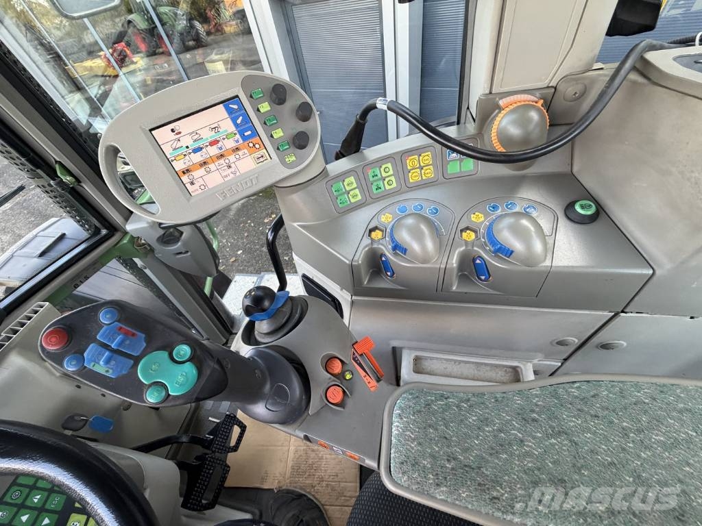 Fendt 820 VARIO TMS Tractors