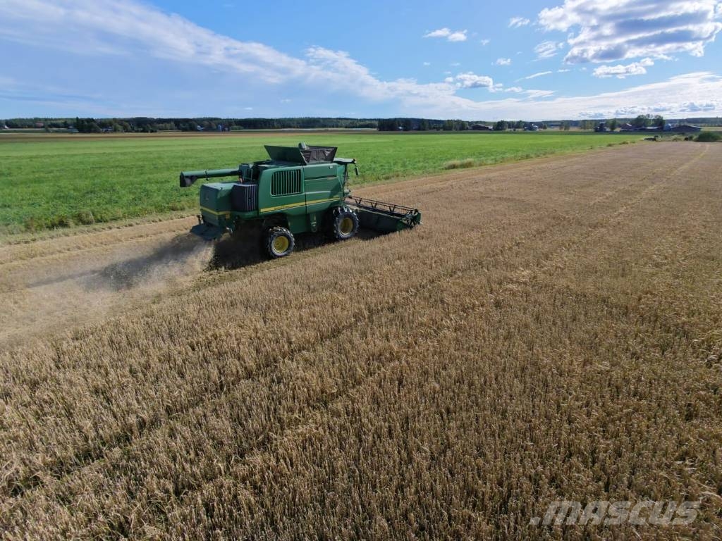 John Deere T 670 i Hillmaster Kombajni