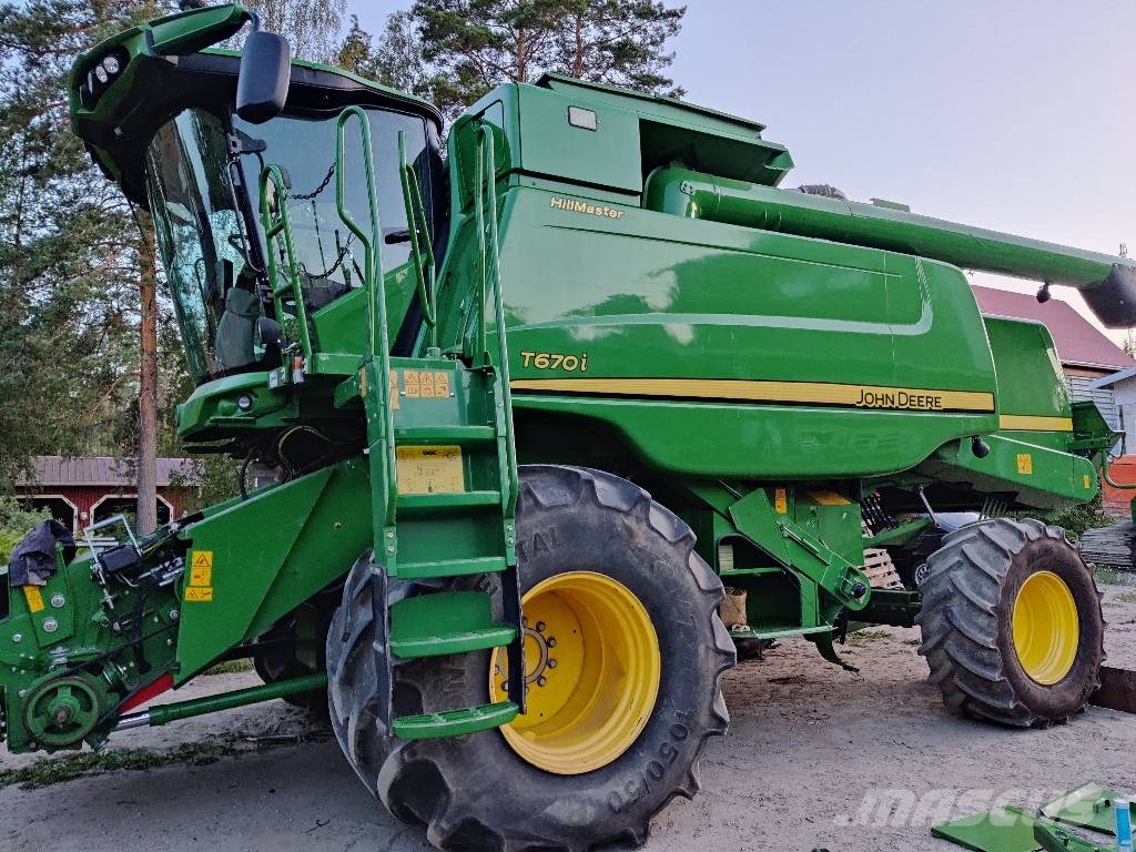 John Deere T 670 i Hillmaster Kombajni