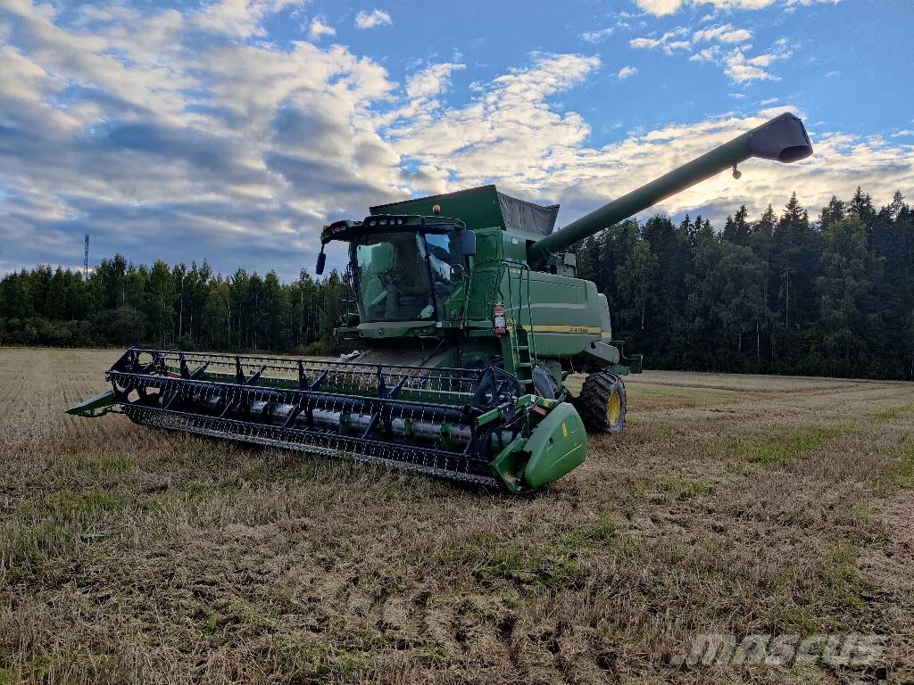 John Deere T 670 i Hillmaster Kombajni