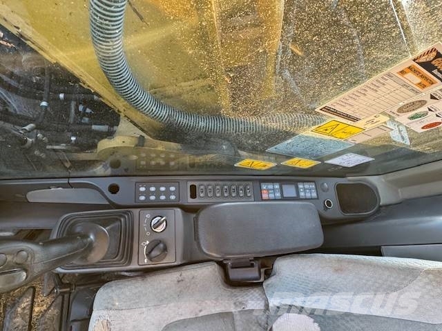 CAT 319 D L 履带挖掘机