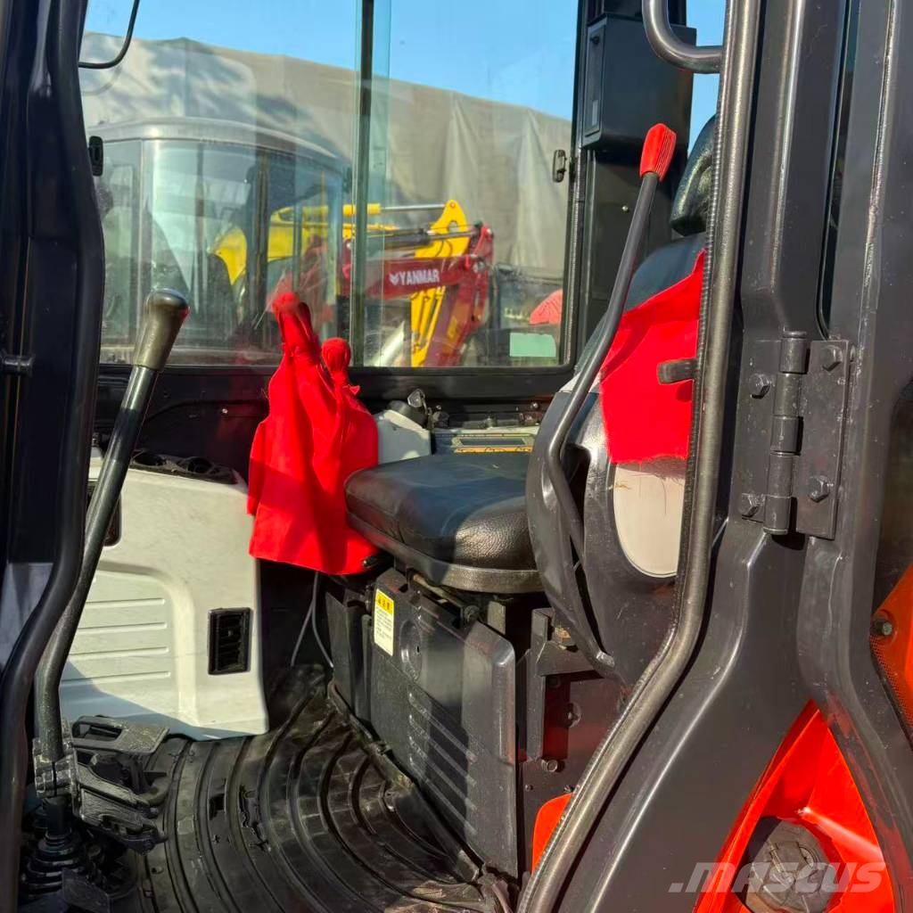 Kubota KX 155 Minigravere <7t