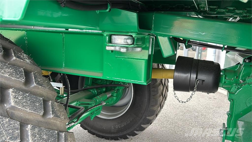 Tebbe ST 500 Tandem Silotrailer Maquinaria de elevación y colocación