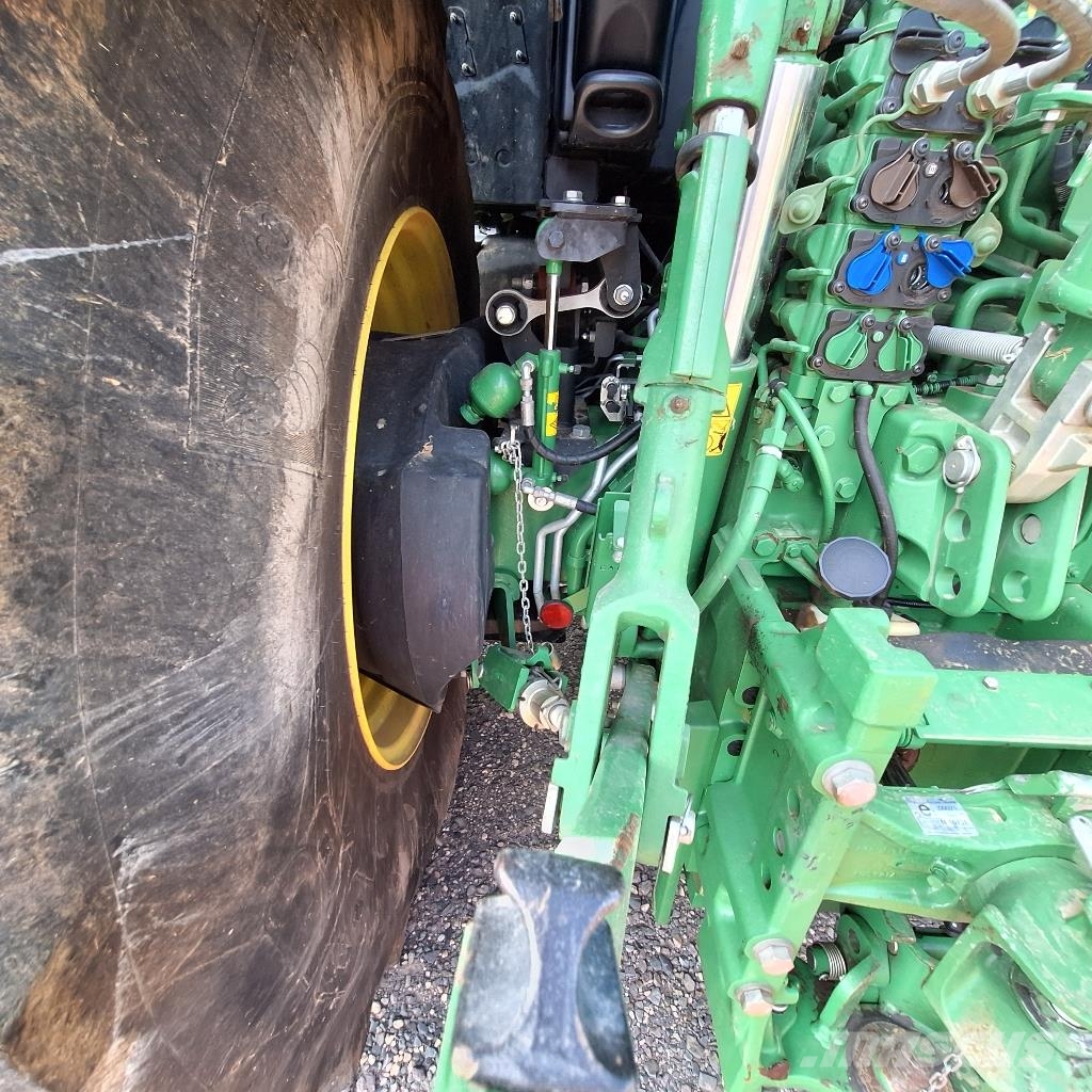 John Deere 6R195 Traktorji