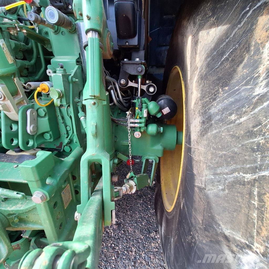 John Deere 6R195 Traktorit