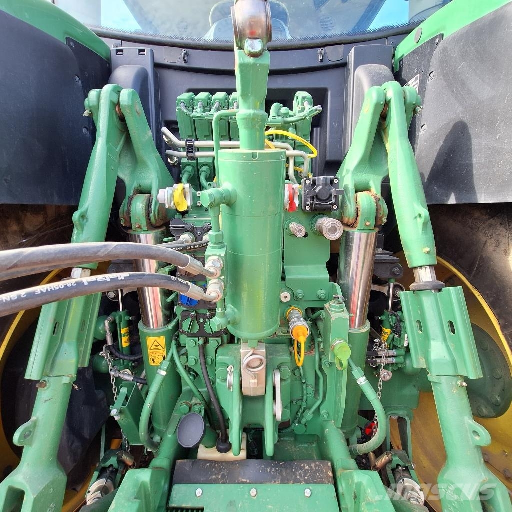 John Deere 6R195 Traktorji