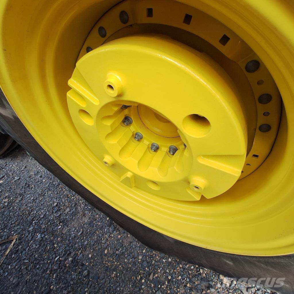 John Deere 6R195 Traktorit