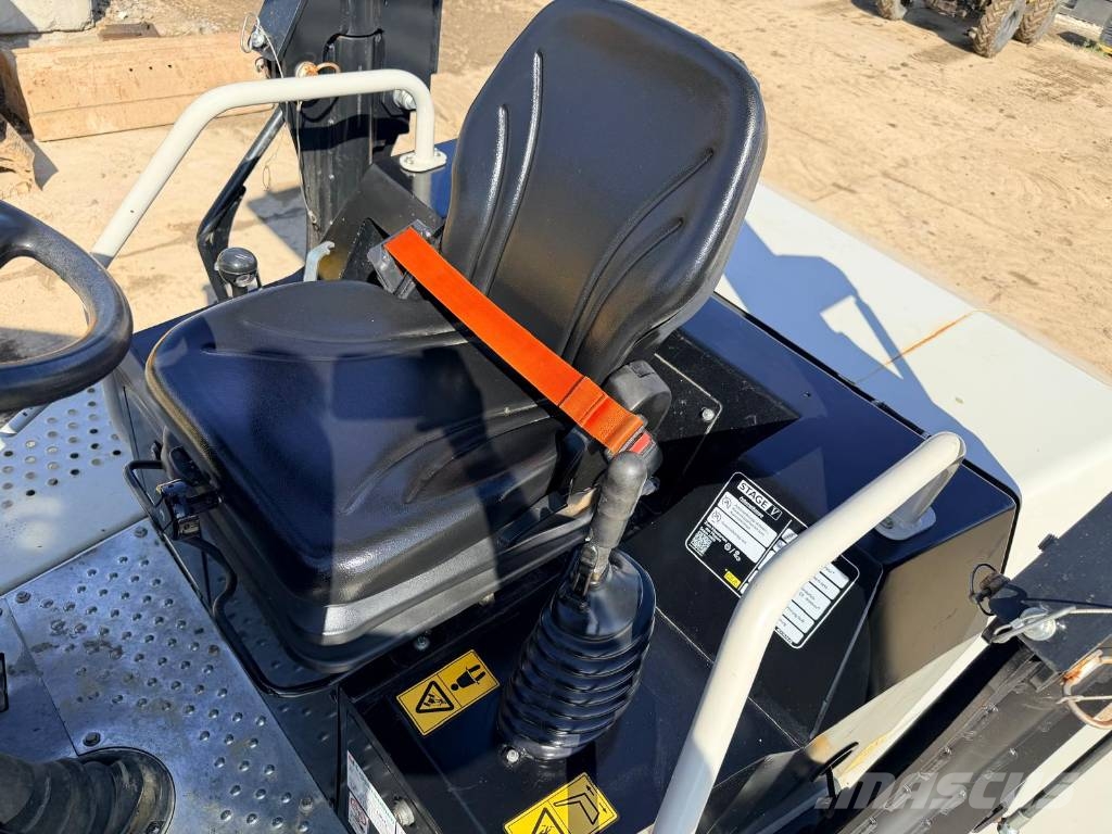 JCB 6 ST Minidumpperit