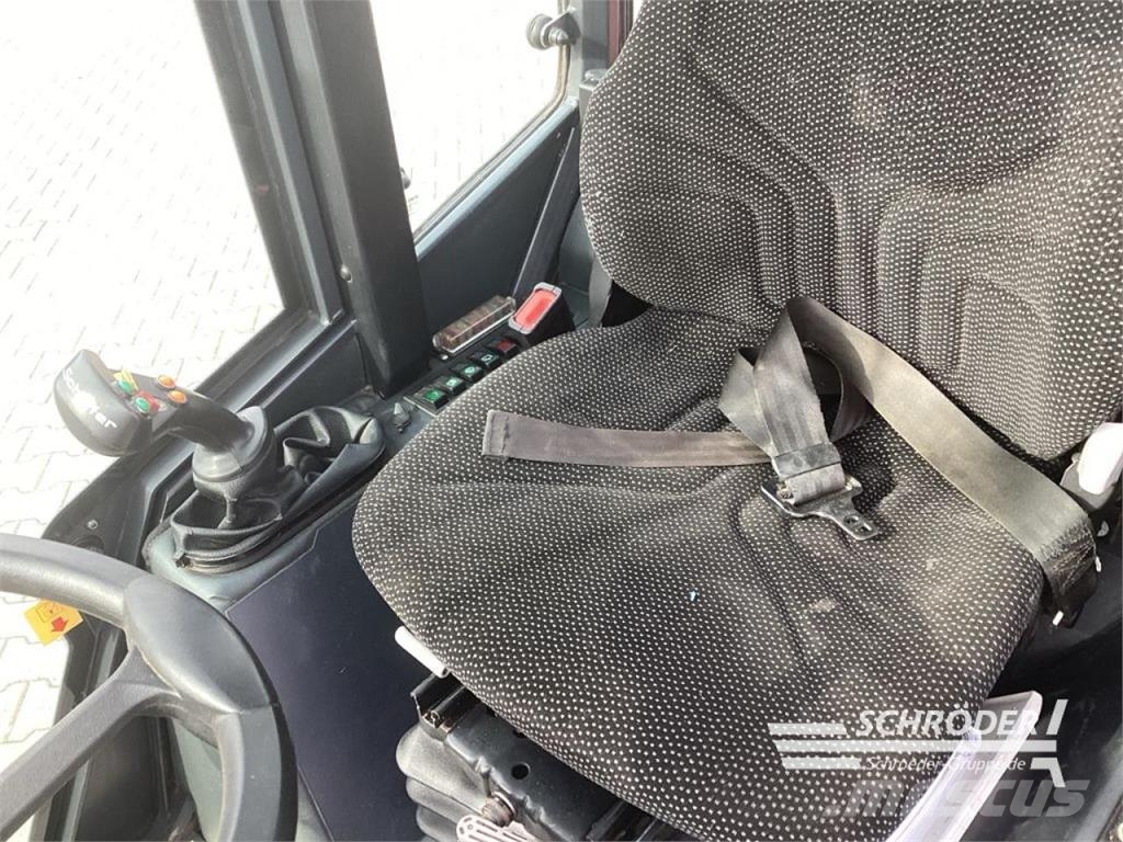 Schäffer 3650 T Voorladers en gravers