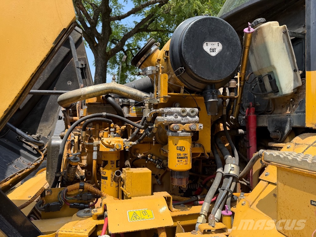 CAT 730 Others