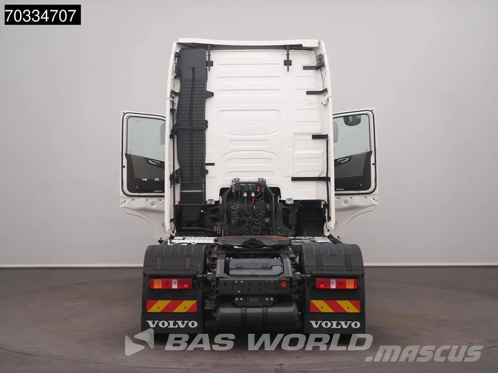 Volvo FH 500 4X2 XL 2x Tanks I-ParkCool ACC APK 01-2027 Седельные тягачи