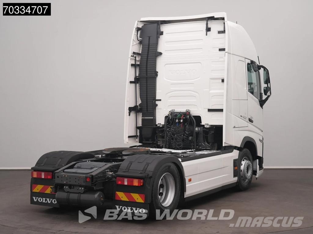 Volvo FH 500 4X2 XL 2x Tanks I-ParkCool ACC APK 01-2027 Седельные тягачи