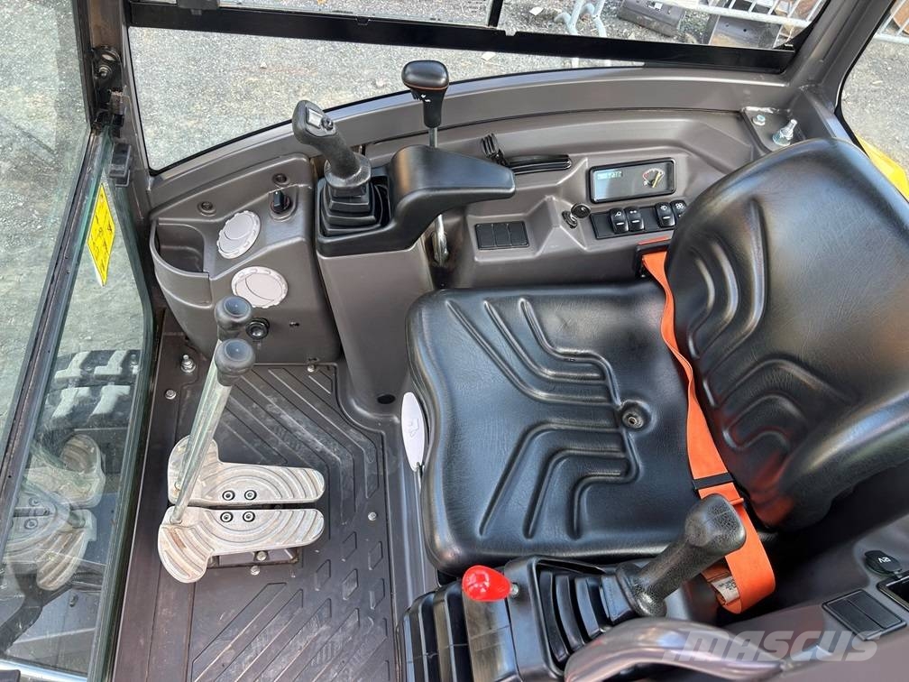 Volvo EC 18 E Mini rýpadla < 7t