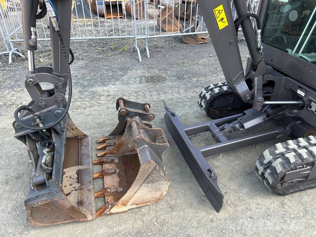 Volvo EC 18 E Mini rýpadla < 7t
