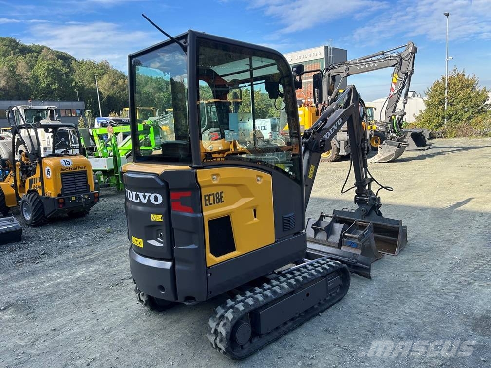 Volvo EC 18 E Mini rýpadla < 7t