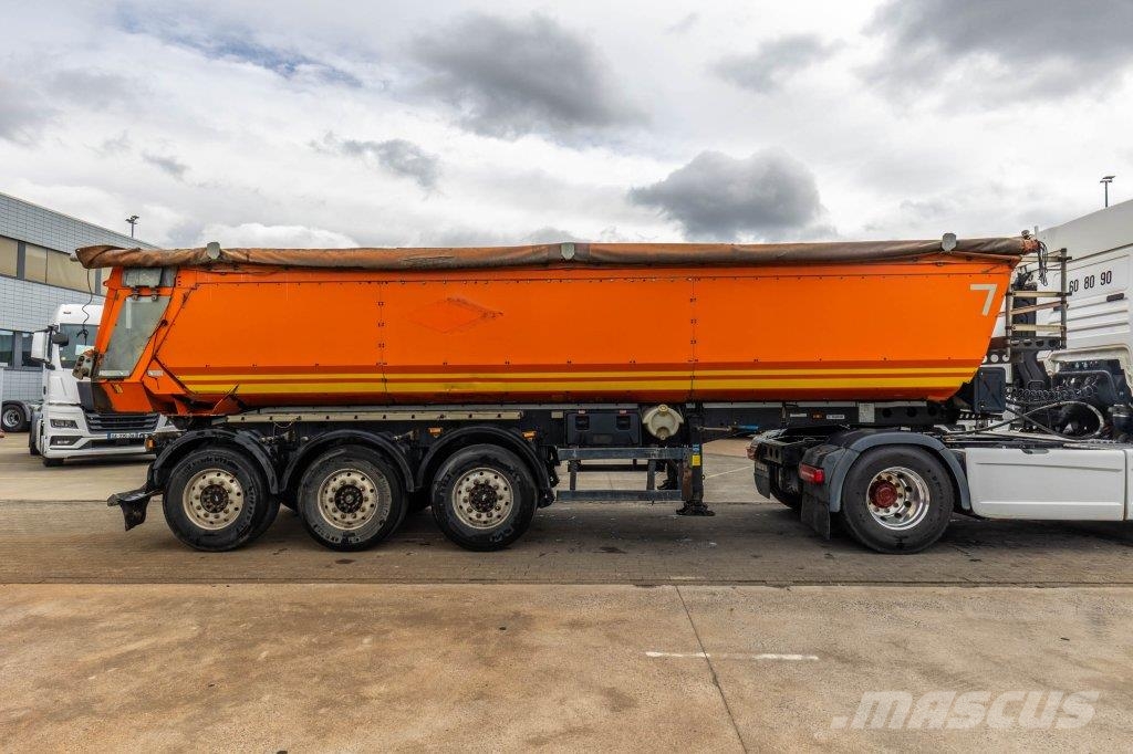 Schmitz Cargobull SGF-S3-GEISOLEERD Kiper poluprikolice