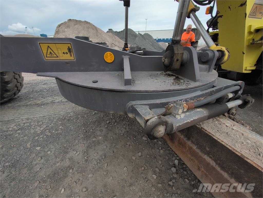 HBM-Nobas BG110TA-4 معدات تمهيد الطرق
