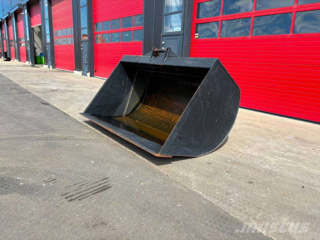 Eurosteel Lastauskauha 2500mm / 3000L S60 دلاء